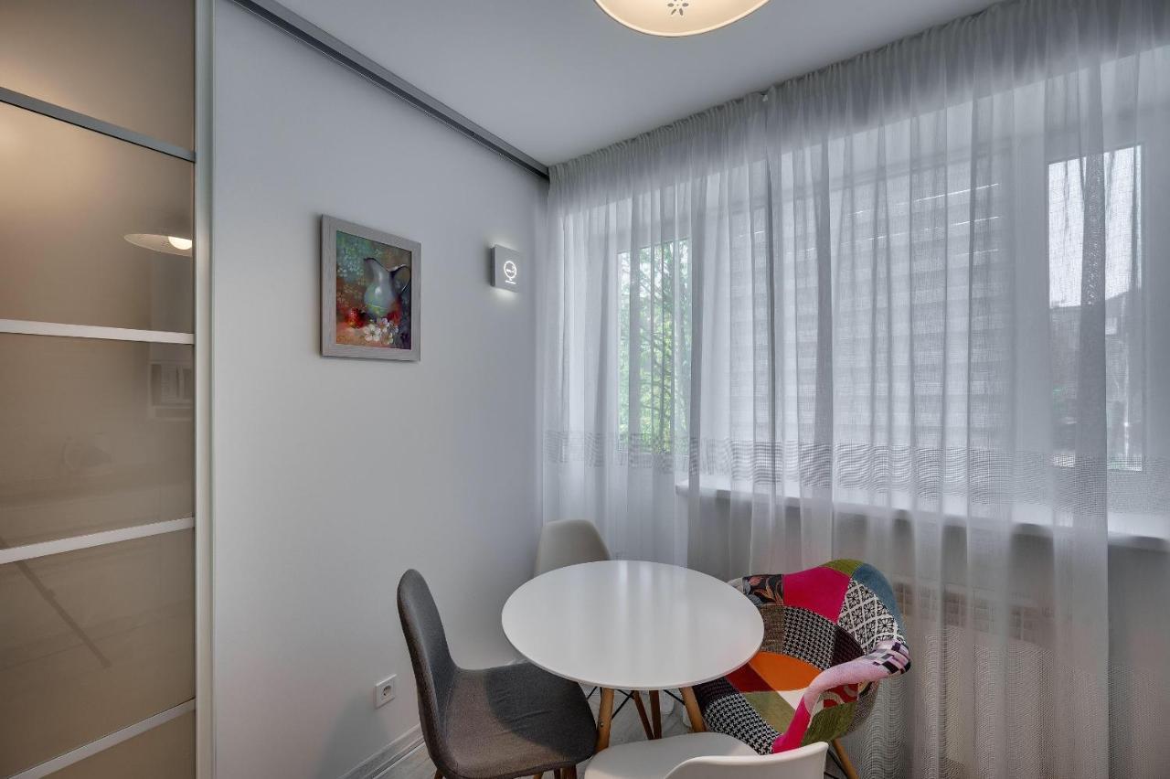White Apartment Scandinavian Style Запоріжжя Екстер'єр фото